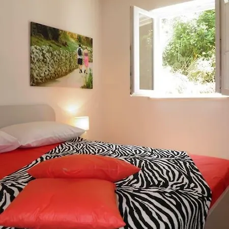 Romantic * Donje Čelo